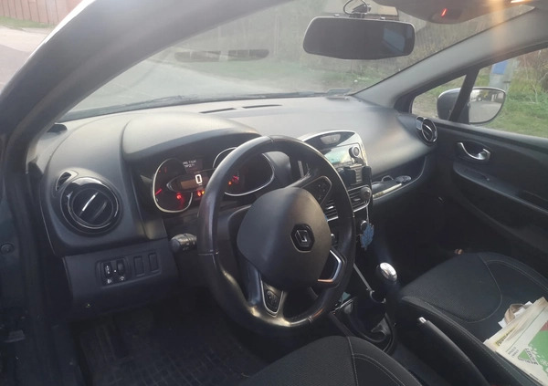 Renault Clio cena 35000 przebieg: 134157, rok produkcji 2017 z Częstochowa małe 16
